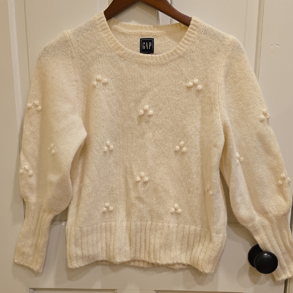 GAP Women's Textured Cream Sweater